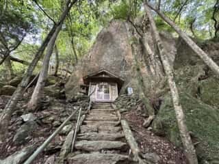 天岩戸立岩神社