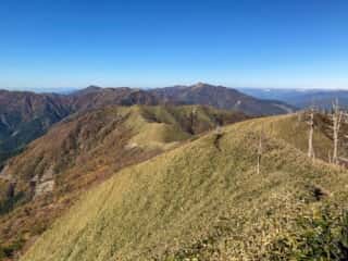 剣山・次郎笈 登山道