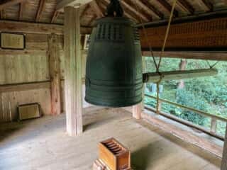 洞雲寺山門の除夜の鐘