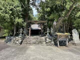 川上神社