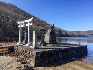 旧赤城神社本宮跡地　辨天宮 水仙殿