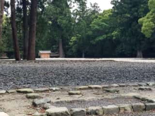 豊受大神宮（外宮）古殿地と覆屋　