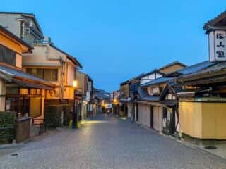 清水通りの朝