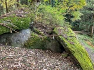 丹内山神社　アラハバキ大神の磐座