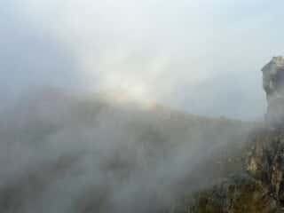 雌阿寒岳