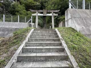 神明神社