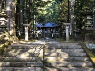 三夜沢赤城神社 参道