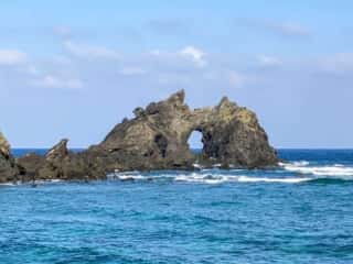 奄美大島 トゥルス岩