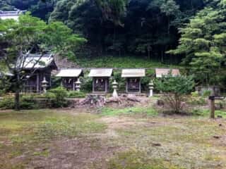 海神神社　境内拙社