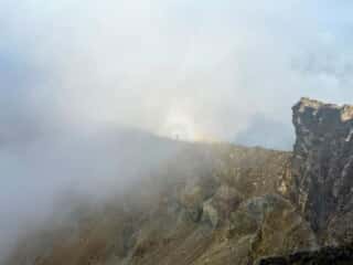 雌阿寒岳