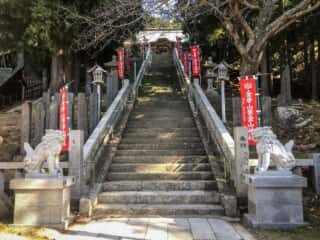 黄金山神社　参道