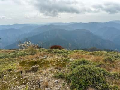 石立山
