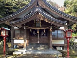 織幡宮　拝殿