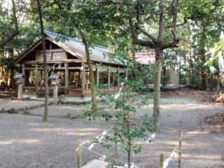 磯神社　境内　 (伊蘇宮比定地)