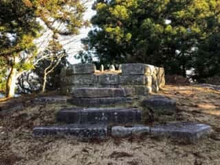 大海祗神社奥の院　ストーンサークル