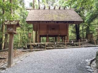 伊勢神宮内宮　御稲御倉　みしねのみくら