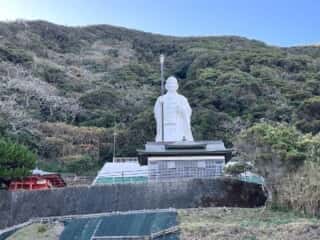 室戸青年大使像