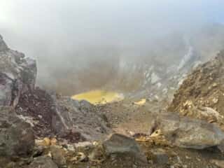 雌阿寒岳