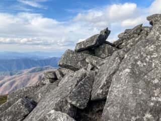 五葉山　黒岩の巨石群
