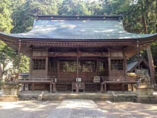 いそ部神社 拝殿