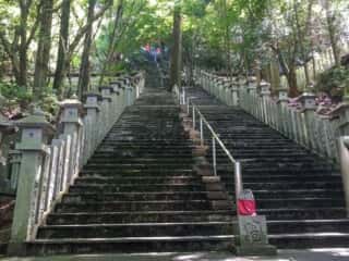 恵門之不動 参道