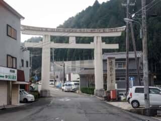 吉野神宮 鳥居