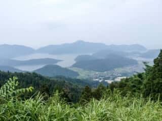 雲谷山より三方五湖を望む
