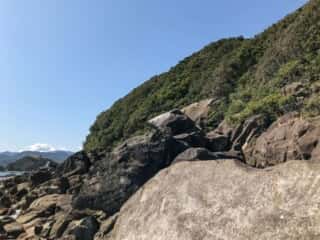 海岸の岩場
