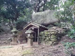舟木石上神社