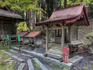 丹内山神社