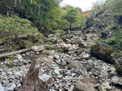石立山