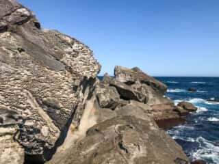 海岸の岩場