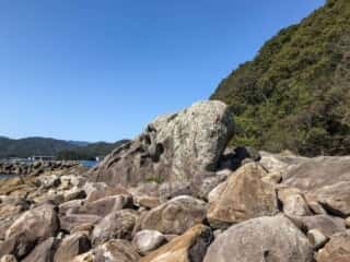 海岸の岩場