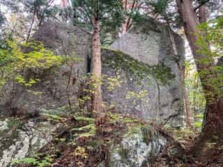 羽黒岩
