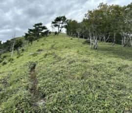 赤帽子山