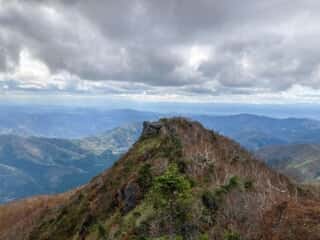 中岳登山道