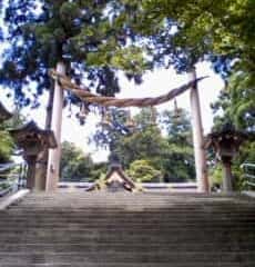 劒山本宮劒神社