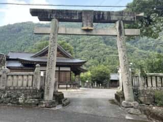 白人神社