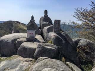 御在所岳 頂上