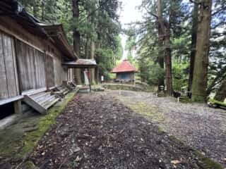 八幡神社（栗枝渡神社）